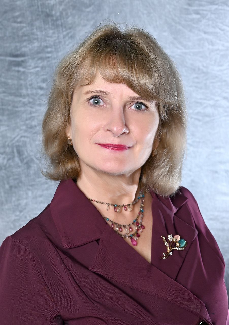 Скрынникова Светлана Васильевна.